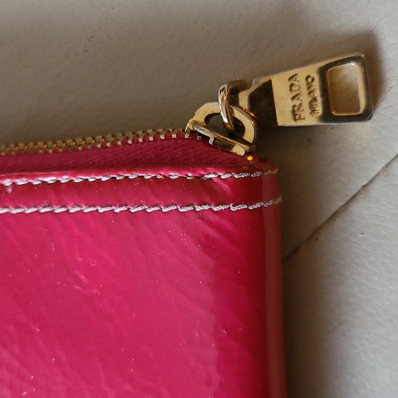 Prada Vintage long zipper bifold wallet - Picture 2 of 5